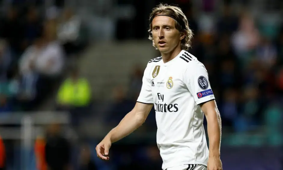 关于里程碑夜！埃因霍温刷新队史纪录，法甲转会期刷纪录，话题不断，年轻球员得到机会的信息